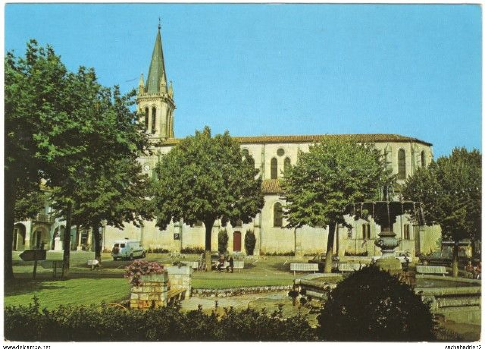 47. Gf. CASTELMORON. L'église. 0353 - Castelmoron