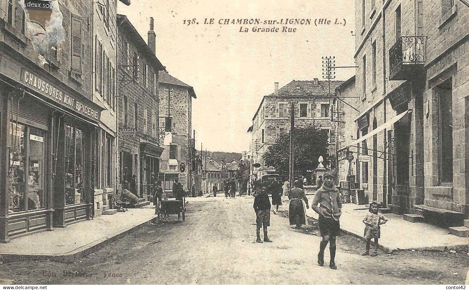 43 LE CHAMBON SUR LIGNON GRANDE RUE DEVANTURES EPICERIE CHAUSSURES ANIMATION HAUTE LOIRE - Le Chambon-sur-Lignon