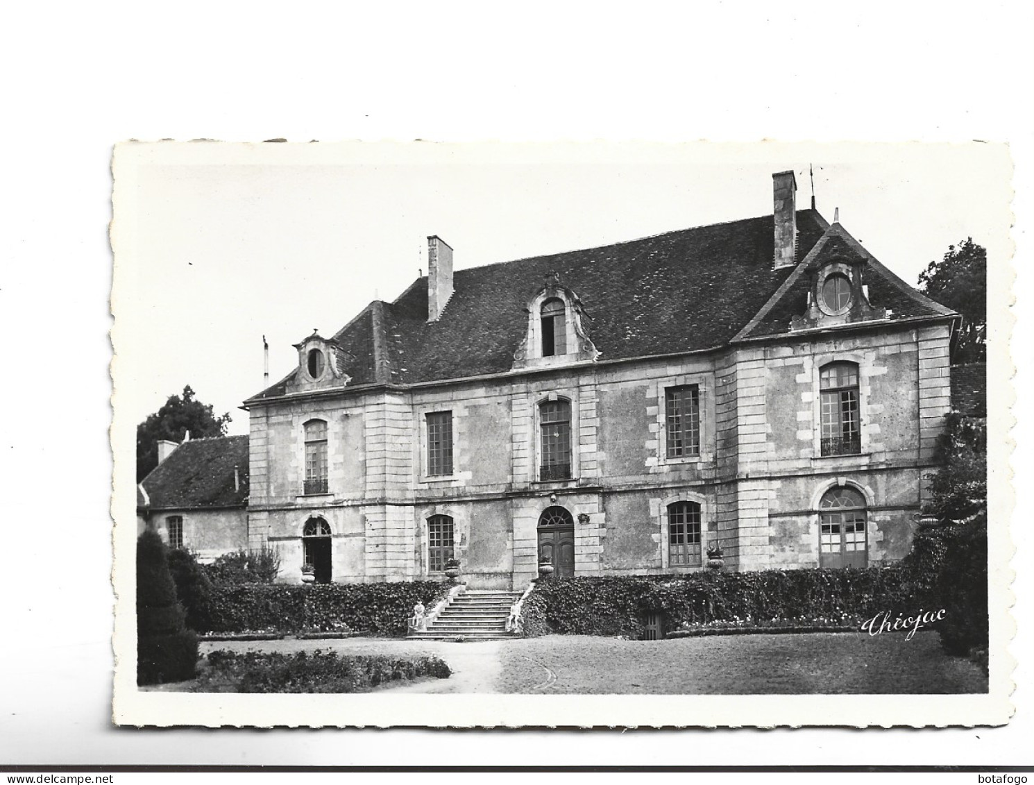 CPA PHOTO  DPT 86 MONTMORILLON HOTEL DE MOUSSAC - Montmorillon