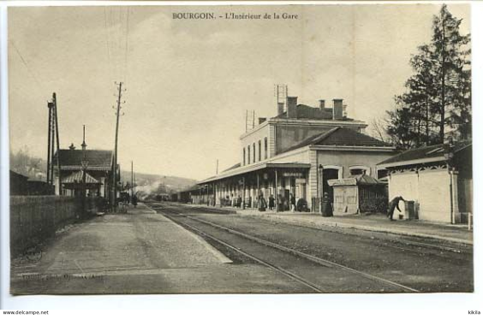 CPA 9 X 14 Isère BOURGOIN   L'intérieur De La Gare - Bourgoin