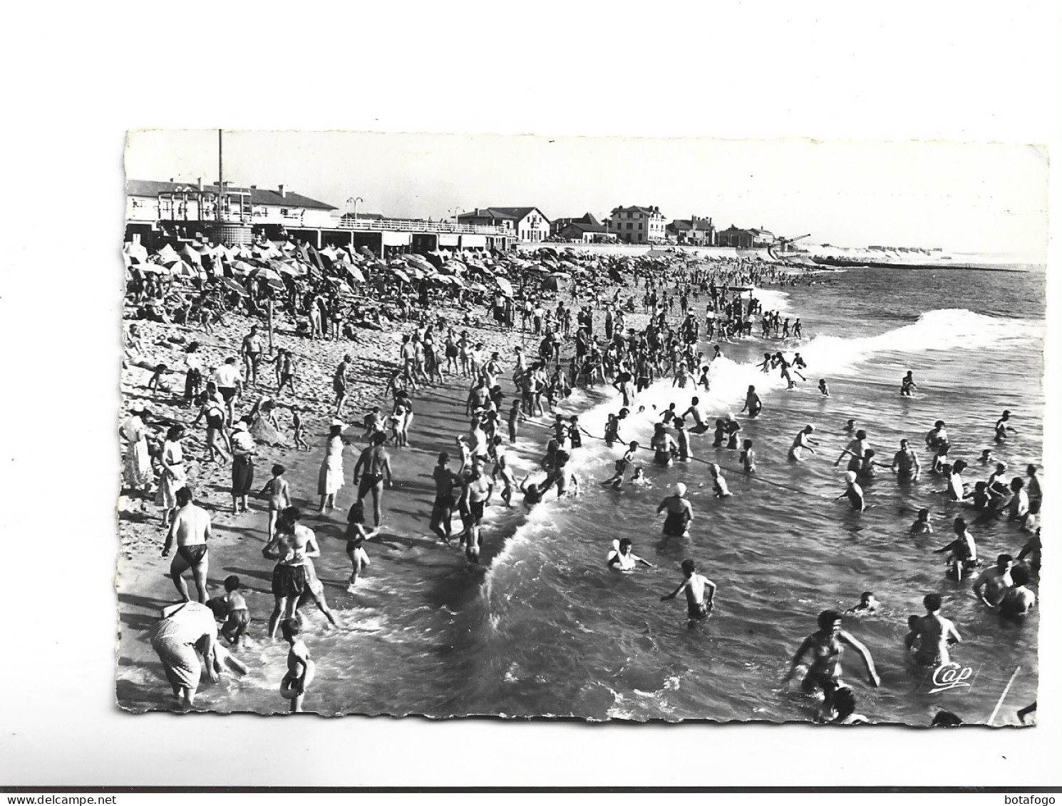 CPA PHOTO  DPT 40 CAPBRETON , LA PLAGE  En 1960! - Capbreton