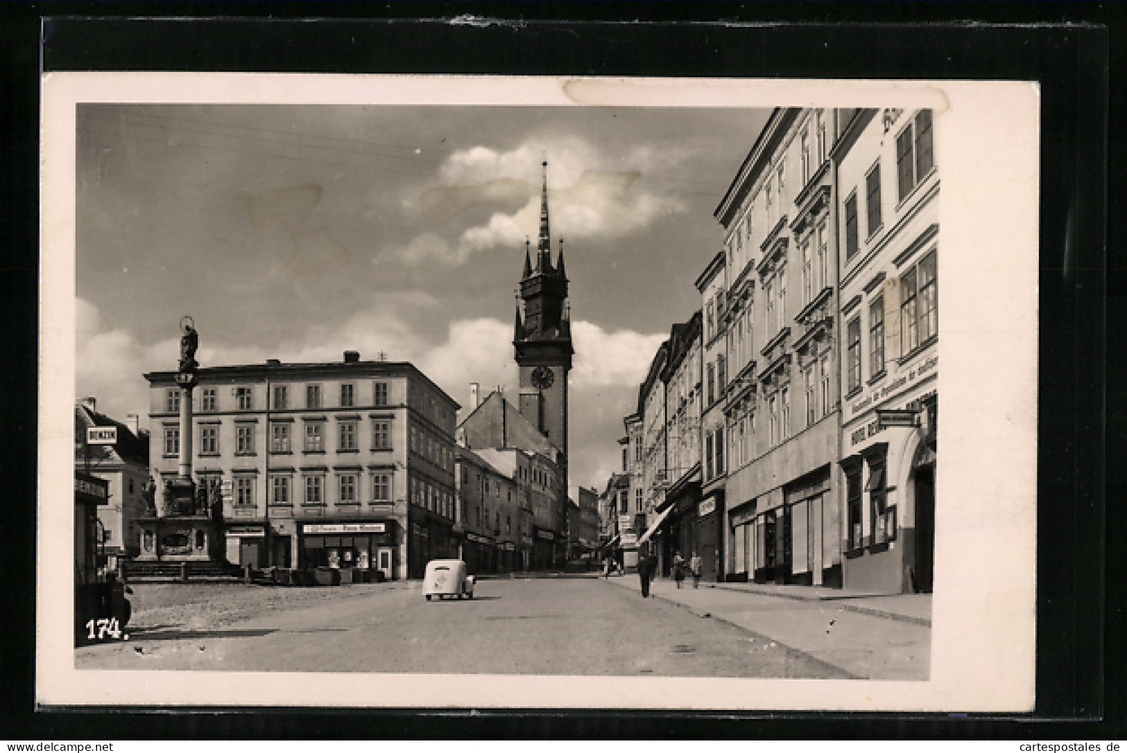 AK Znaim, Strassenpartie Mit Geschäften  - Czech Republic