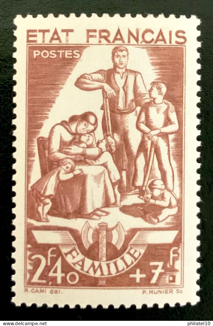 1943 FRANCE N 578 ÉTAT FRANÇAIS FAMILLE - NEUF** - Nuovi