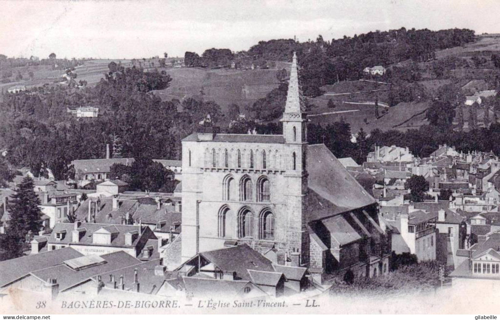 65 - Hautes Pyrenées - BAGNERES  De BIGORRE - L'église Saint Vincent - Bagneres De Bigorre
