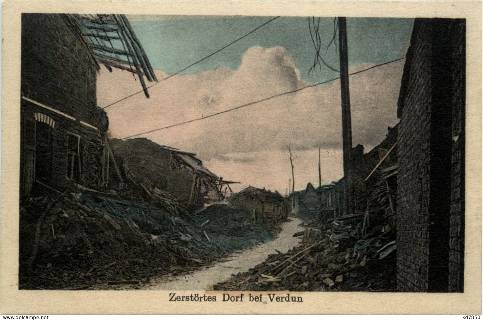Verdun - Zerstörtes Dorf - Verdun