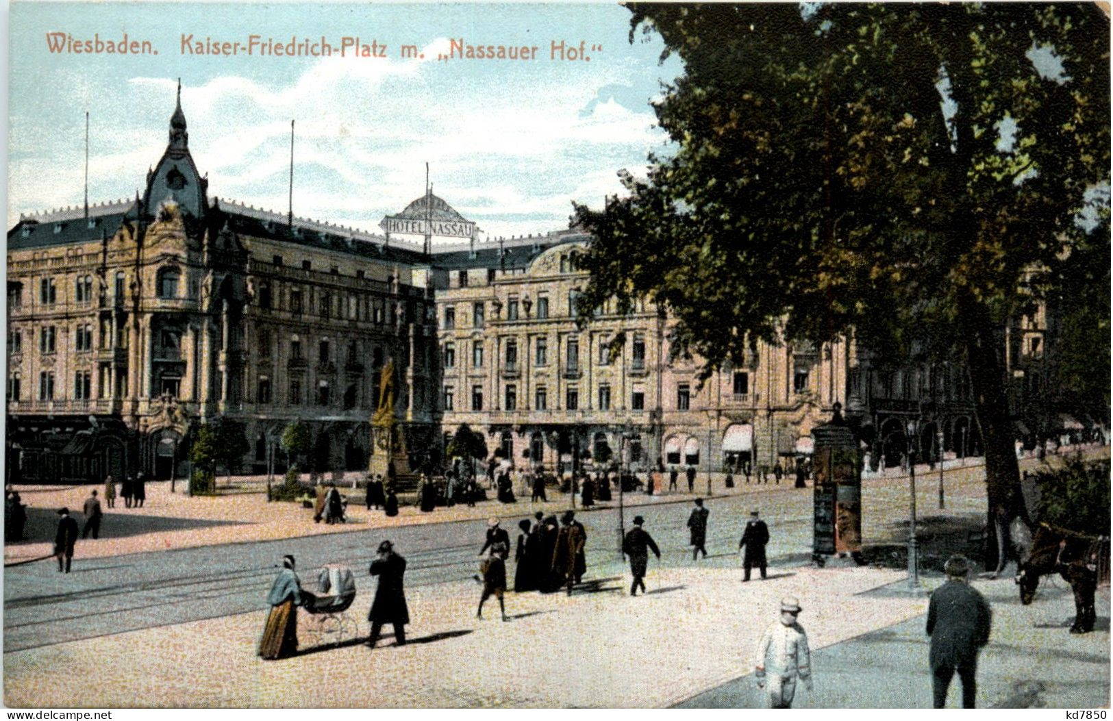 Wiesbaden - Kaiser Friedrich Platz - Wiesbaden