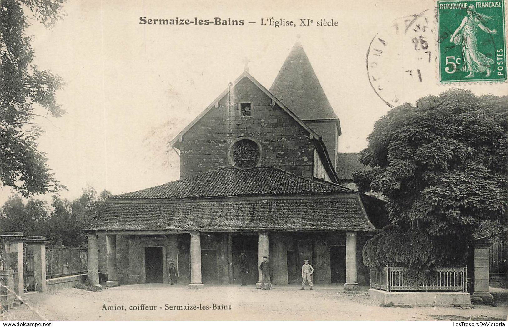 FRANCE - Sermaize Les Bains - Vue Sur L'église XIe Siècle - Face à L'entrée - Animé - Carte Postale Ancienne - Sermaize-les-Bains