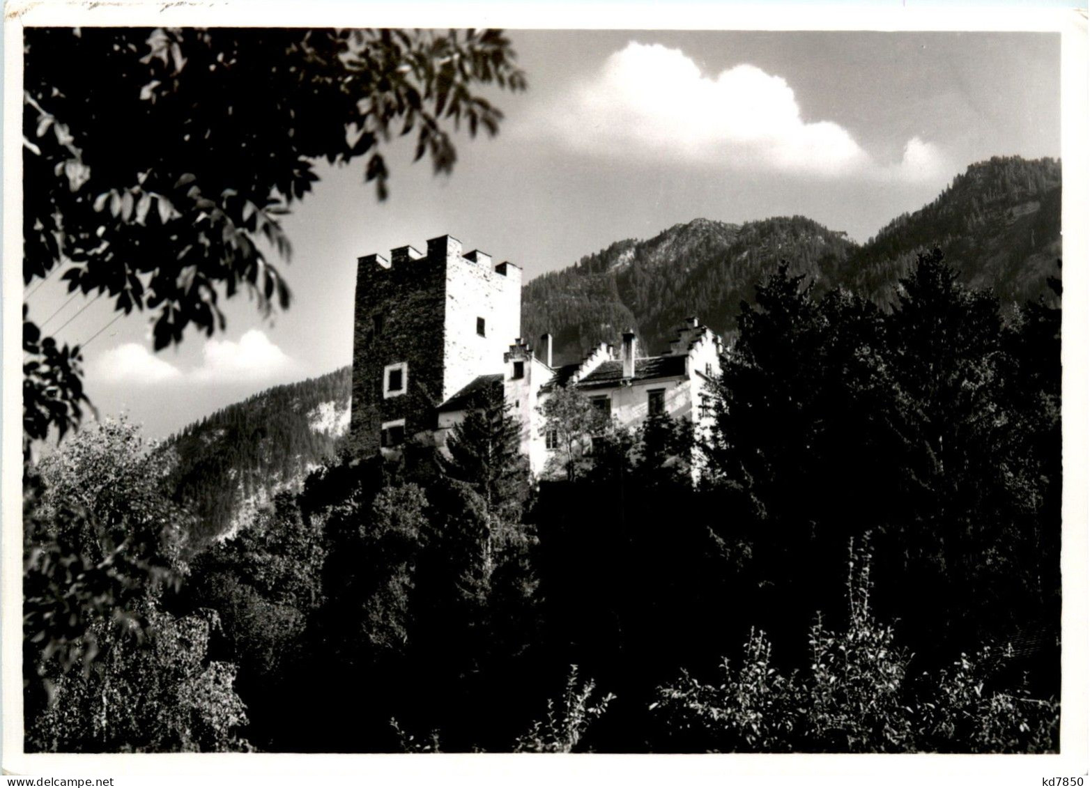 Sils - Schloss Baldenstein - Sils Im Domleschg
