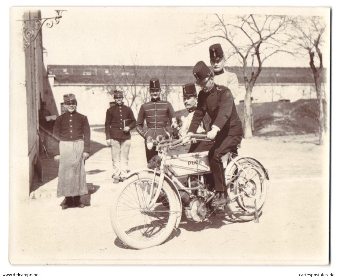 87 Fotografien Unbekannter Fotograf, Ansicht Bruck An Der Leitha, K.u.K. Armeeschiessschule, Soldaten Mit Puch Motorrad  - Guerre, Militaire