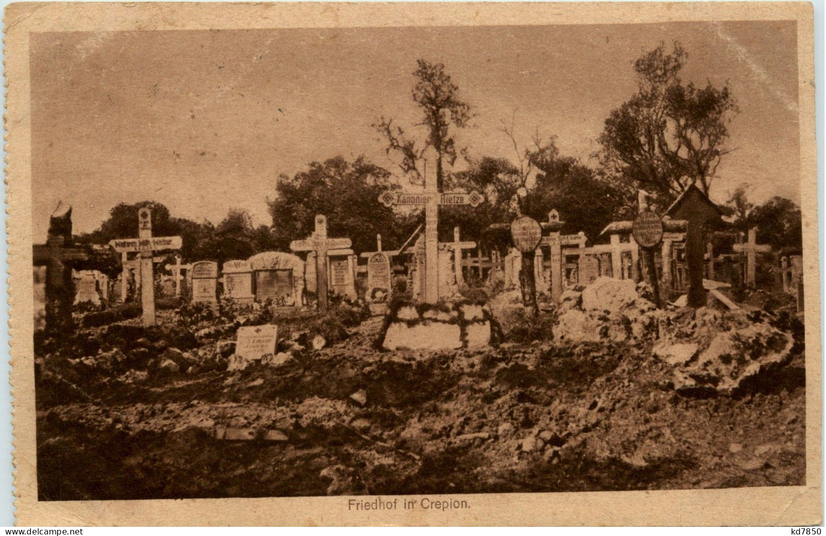 Friedhof In Crepion - Cimetières Militaires