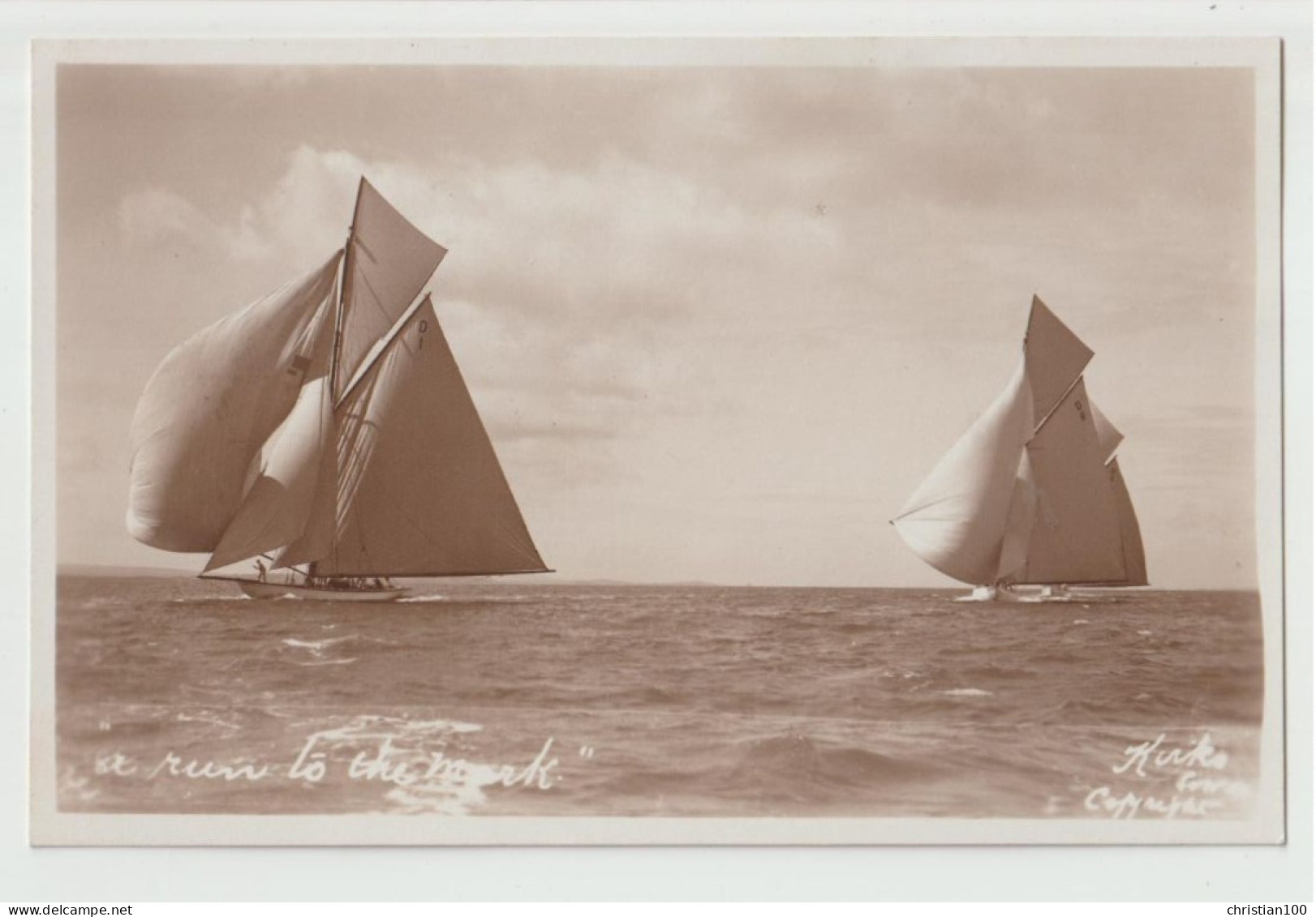 CARTE PHOTO KIRK COWES - REGATE DE VOILIERS - A RUN TO THE MARK - COURSE EN MER - 2 SCANS - - Sailing Vessels
