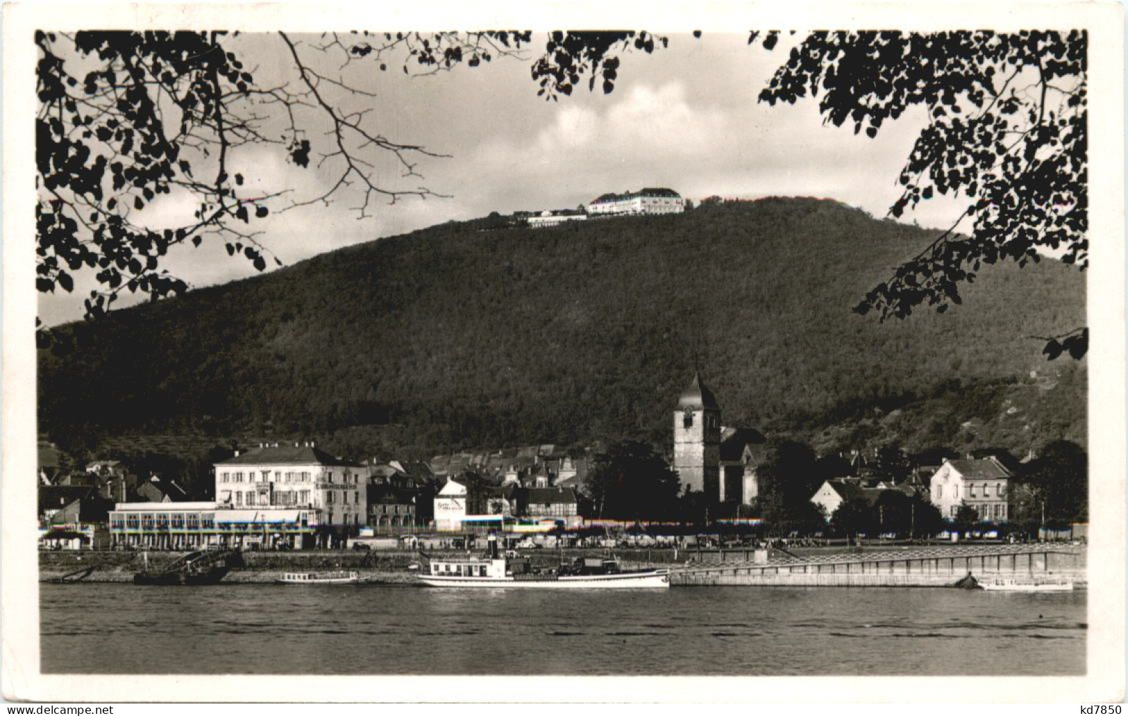 Petersberg Mit Blick Auf Königswinter Am Rhein - Königswinter