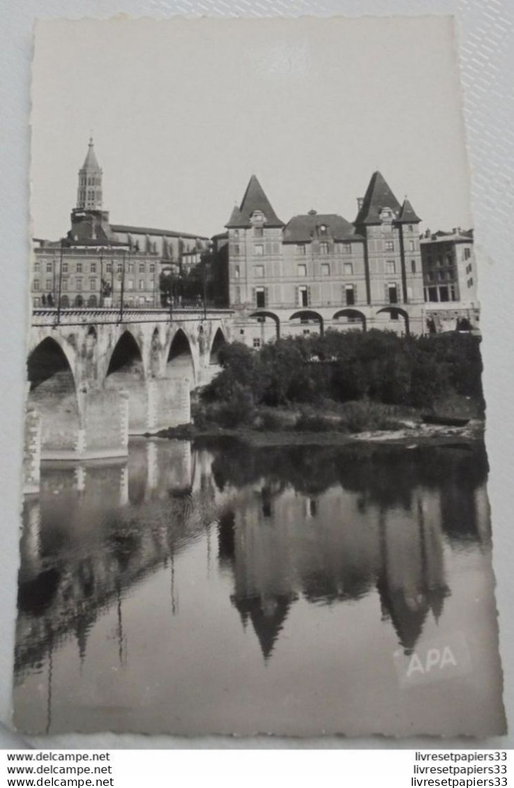 CPA (82) Montauban - Le Pont Vieux Et L'Eglise St Jacques - Montauban