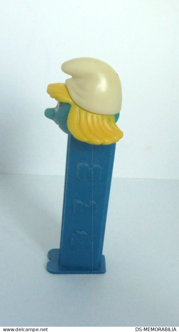 PEZ Smurfette Yugoslavia 4,9 - Autres & Non Classés