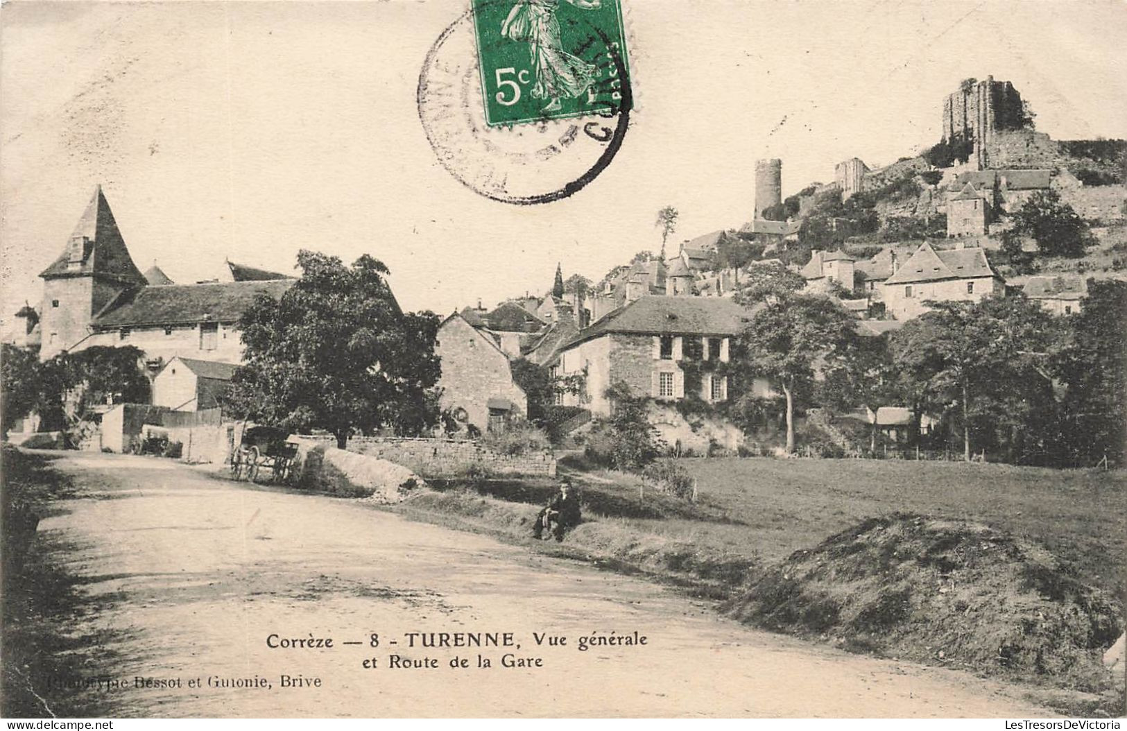 FRANCE - Corrèze - Turenne - Vue Générale Et Route De La Gare - Animé - Carte Postale Ancienne - Brive La Gaillarde