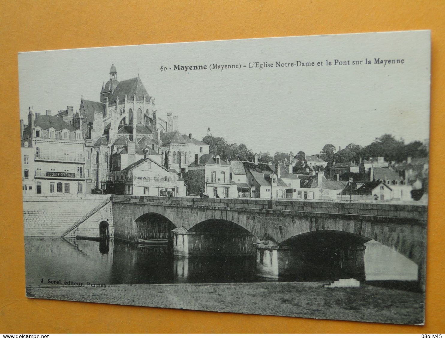 MAYENNE -- L'Eglise Notre-Dame Et Le Pont Sur La Mayenne - Mayenne
