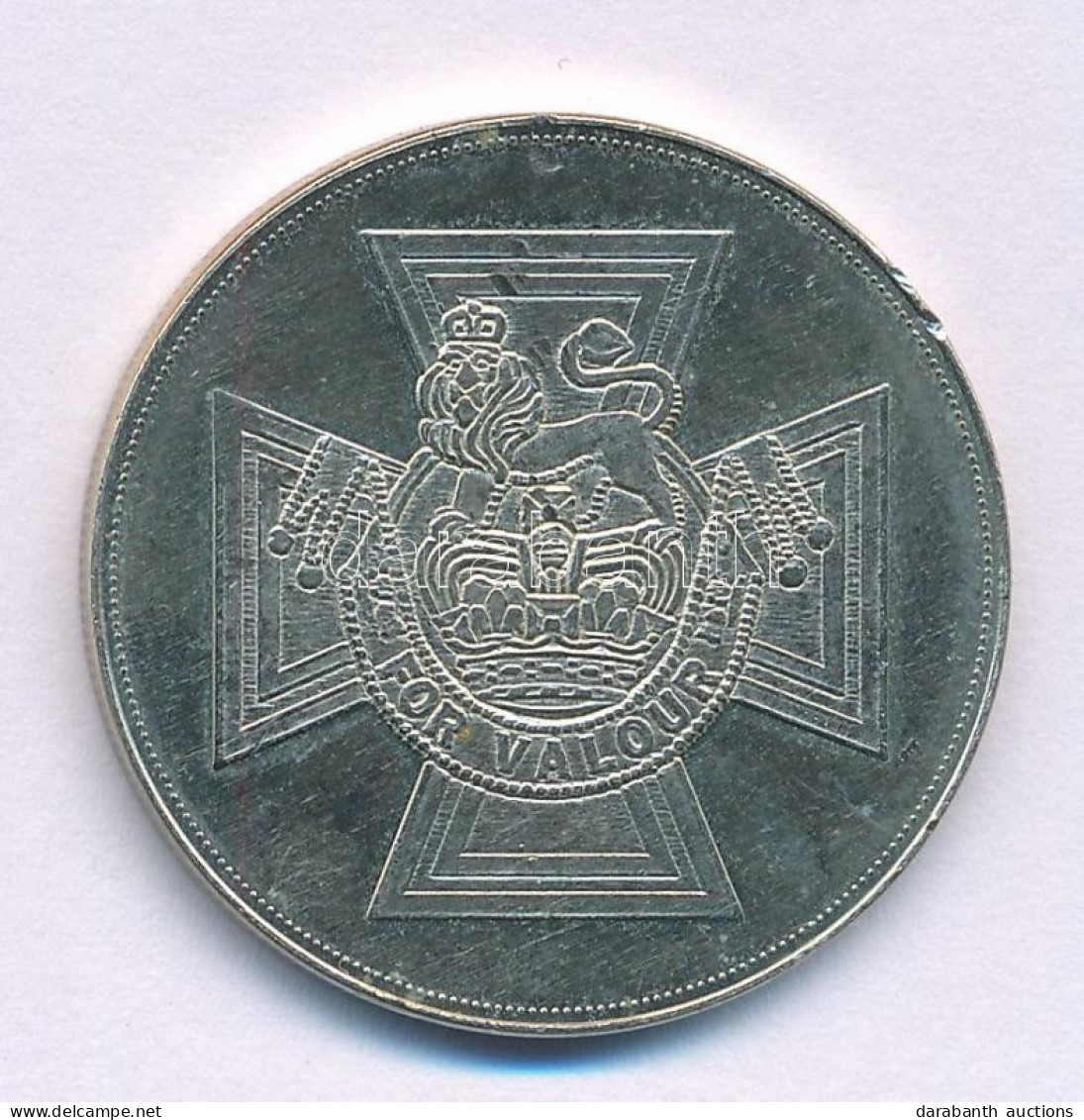 Nagy-Britannia DN "Viktória-kereszt" Kétoldalas Fém Emlékérem (31mm) T:XF United Kingdom ND "Victoria Cross" (31mm) C:XF - Unclassified