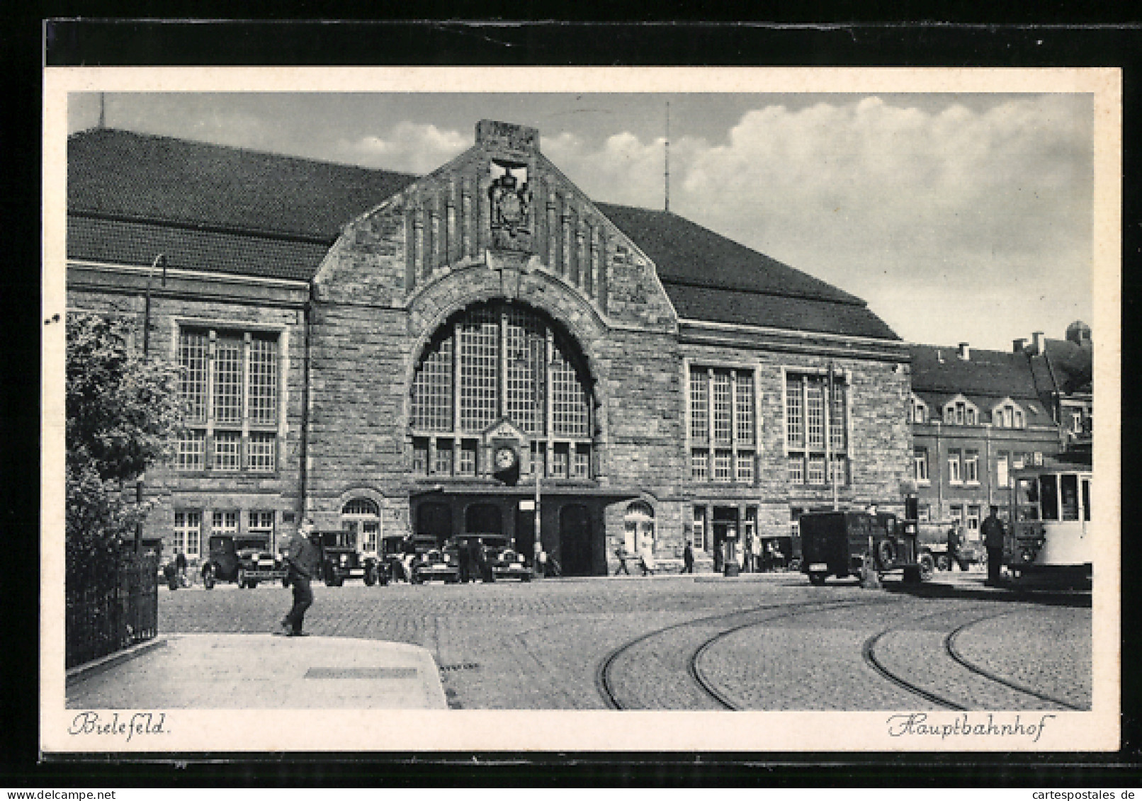 AK Bielefeld, Hauptbahnhof Mit Strassenbahn  - Bielefeld