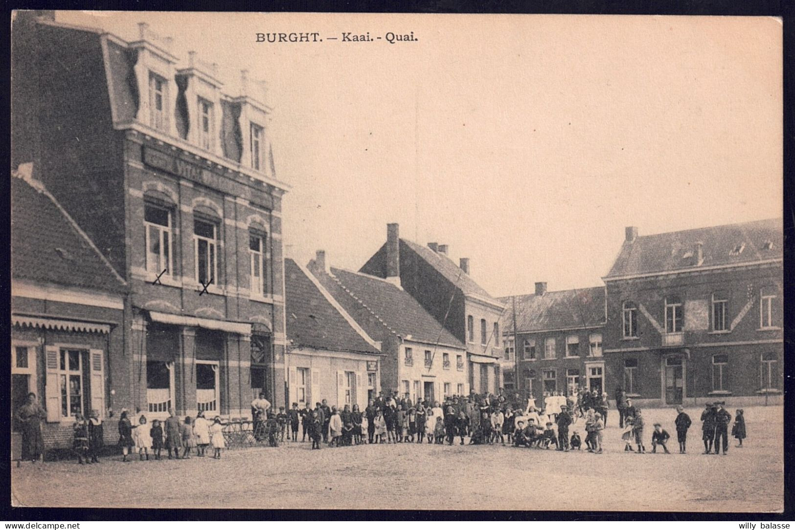 +++ CPA - BURGHT - Kaai - Quai - Carte Animée    // - Zwijndrecht