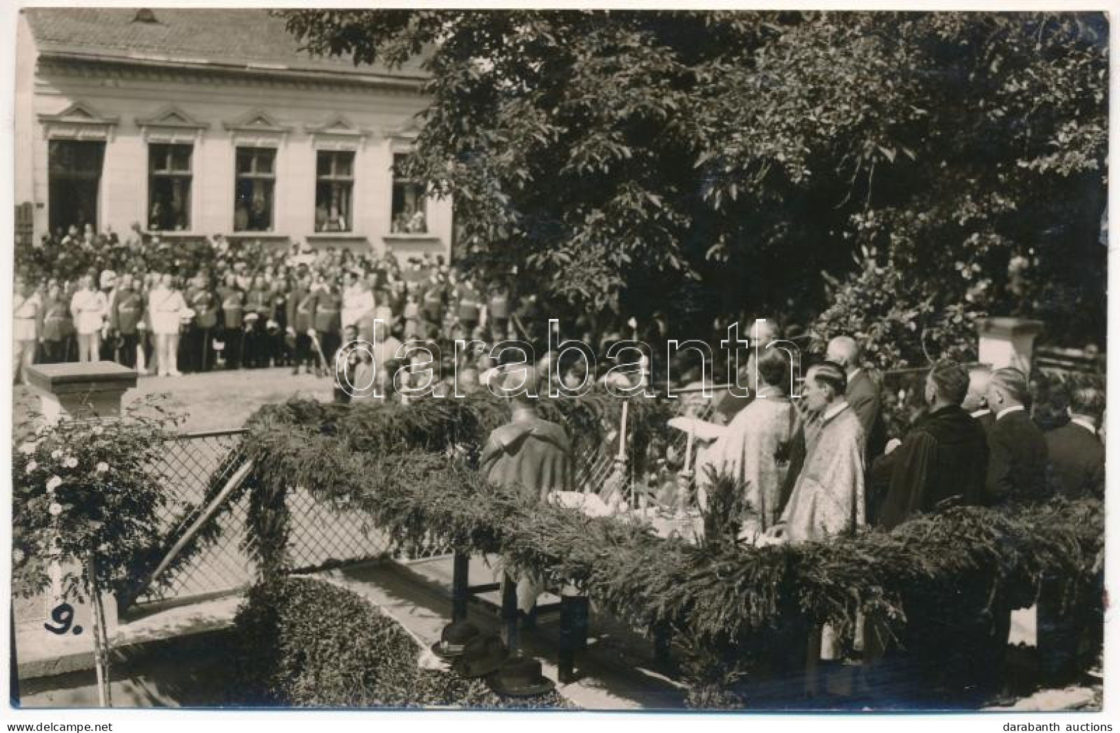 * T3 Beszterce, Bistritz, Bistrita; Román Katonai ünnepség / Romanian Military Parade. Photo (ragasztónyom / Glue Marks) - Sin Clasificación