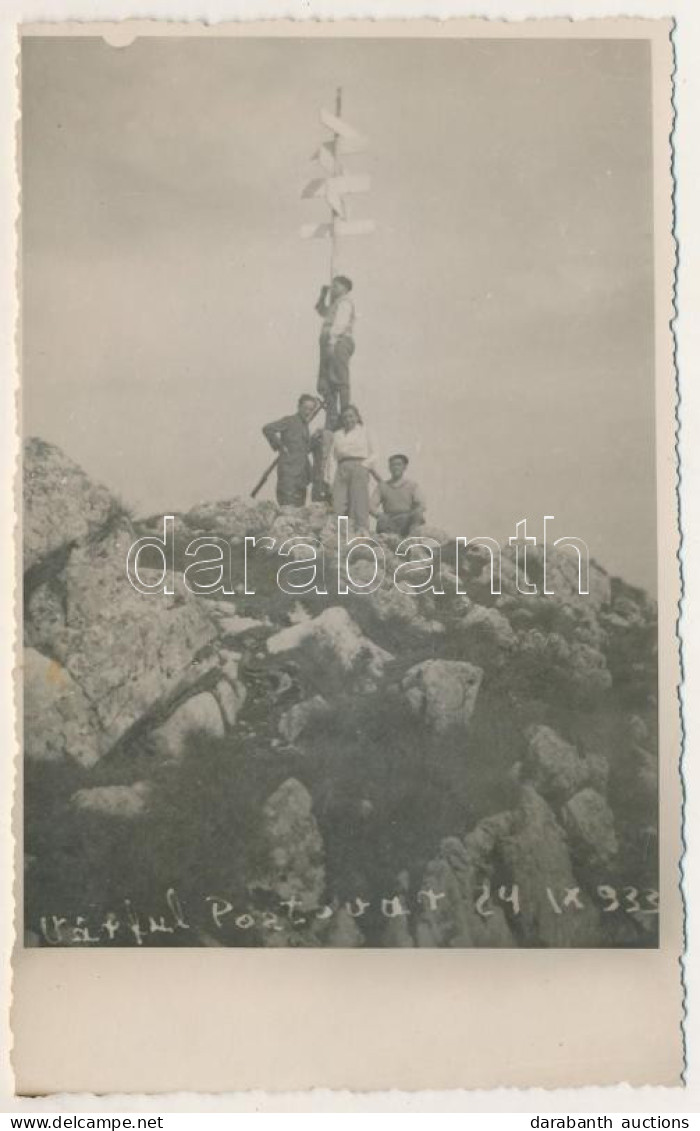 * T2/T3 1933 Brassó, Kronstadt, Brasov; Schuler / Varful Postavarul / Keresztényhavas Csúcsa Kirándulókkal / Mountain Pe - Non Classificati