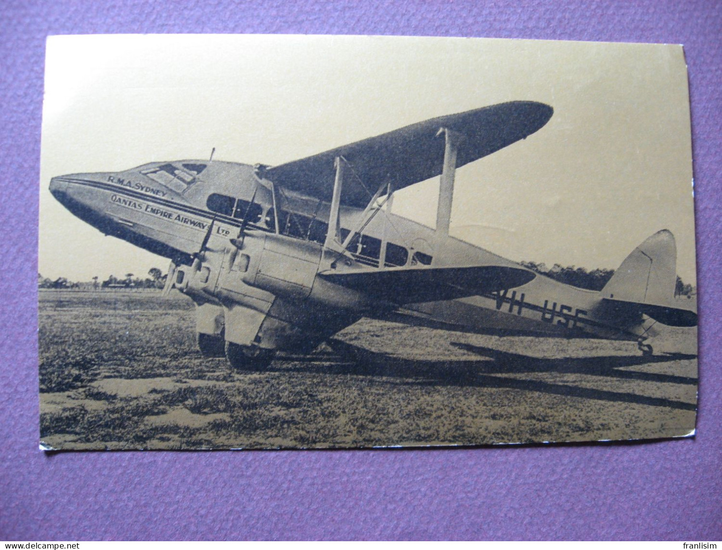 CPA AVIATION AVIONS AVION Biplan AUSTRALIE Quantas Airways DH86 1935 Support = CARTE DOREE Aspect Glacé - 1919-1938: Interbellum