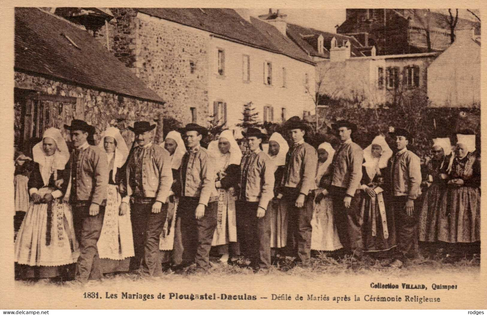 29 , Cpa  Les Mariages De PLOUGASTEL-DAOULAS , 1831 , Défilé De Mariés Après La Cérémonie Religieuse (12815.V24) - Plougastel-Daoulas