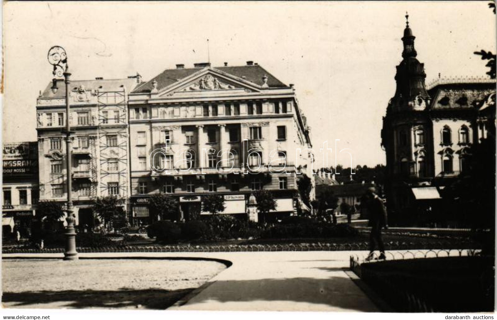 T2/T3 Kolozsvár, Cluj; Piata Unirii / Fő Tér, P. Kováts üzlete, Automobil / Main Square, Shops, Automobile (fl) - Unclassified