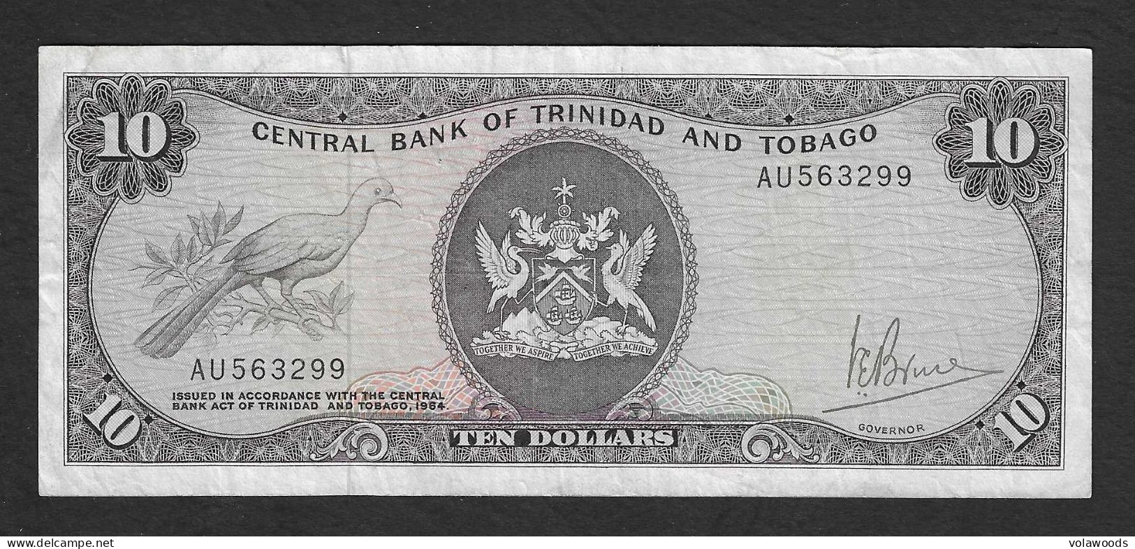 Trinidad & Tobago - Banconota Circolata Da 10 Dollari P-32a - 1977 #19 - Trinidad & Tobago