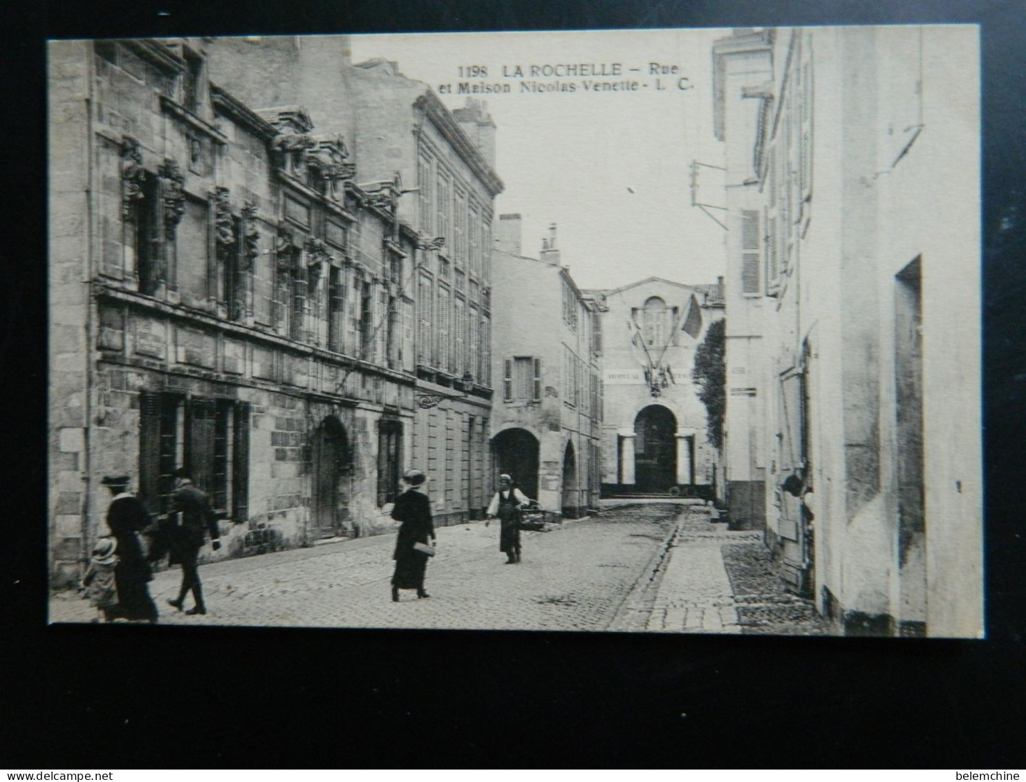 LA ROCHELLE                         RUE ET MAISON NICOLAS VENETTE - La Rochelle