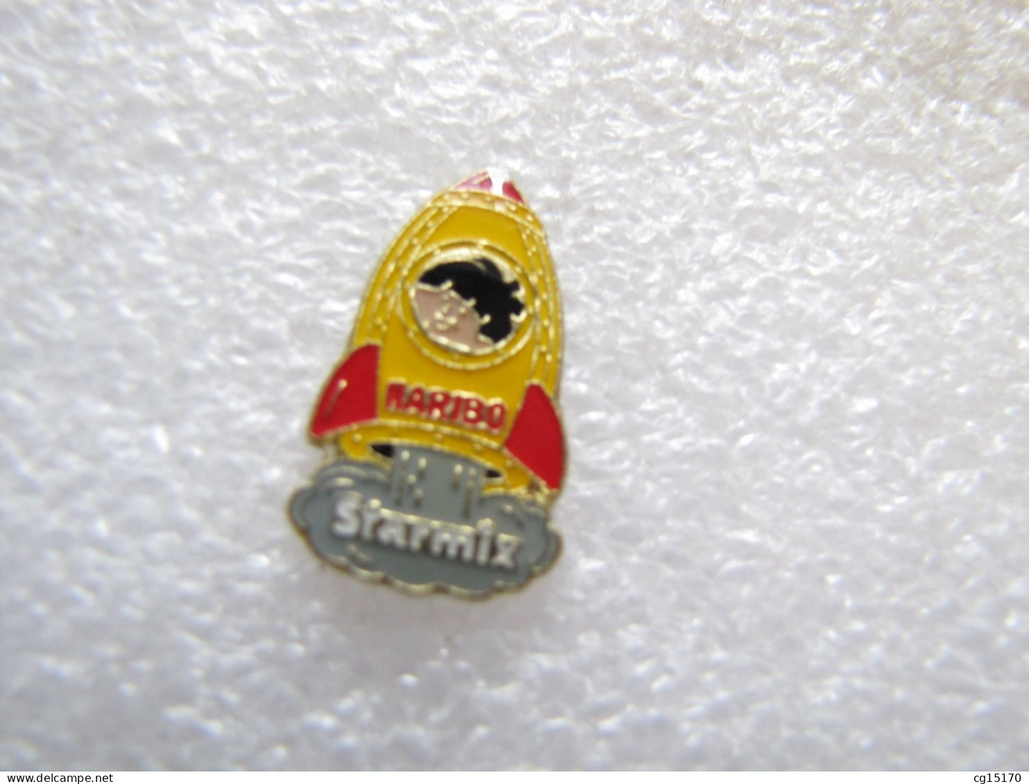 PIN'S    BONBON  HARIBO   STARMIX - Alimentation