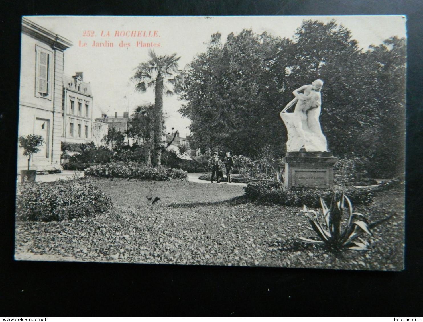 LA ROCHELLE                       LE JARDIN DES PLANTES - La Rochelle