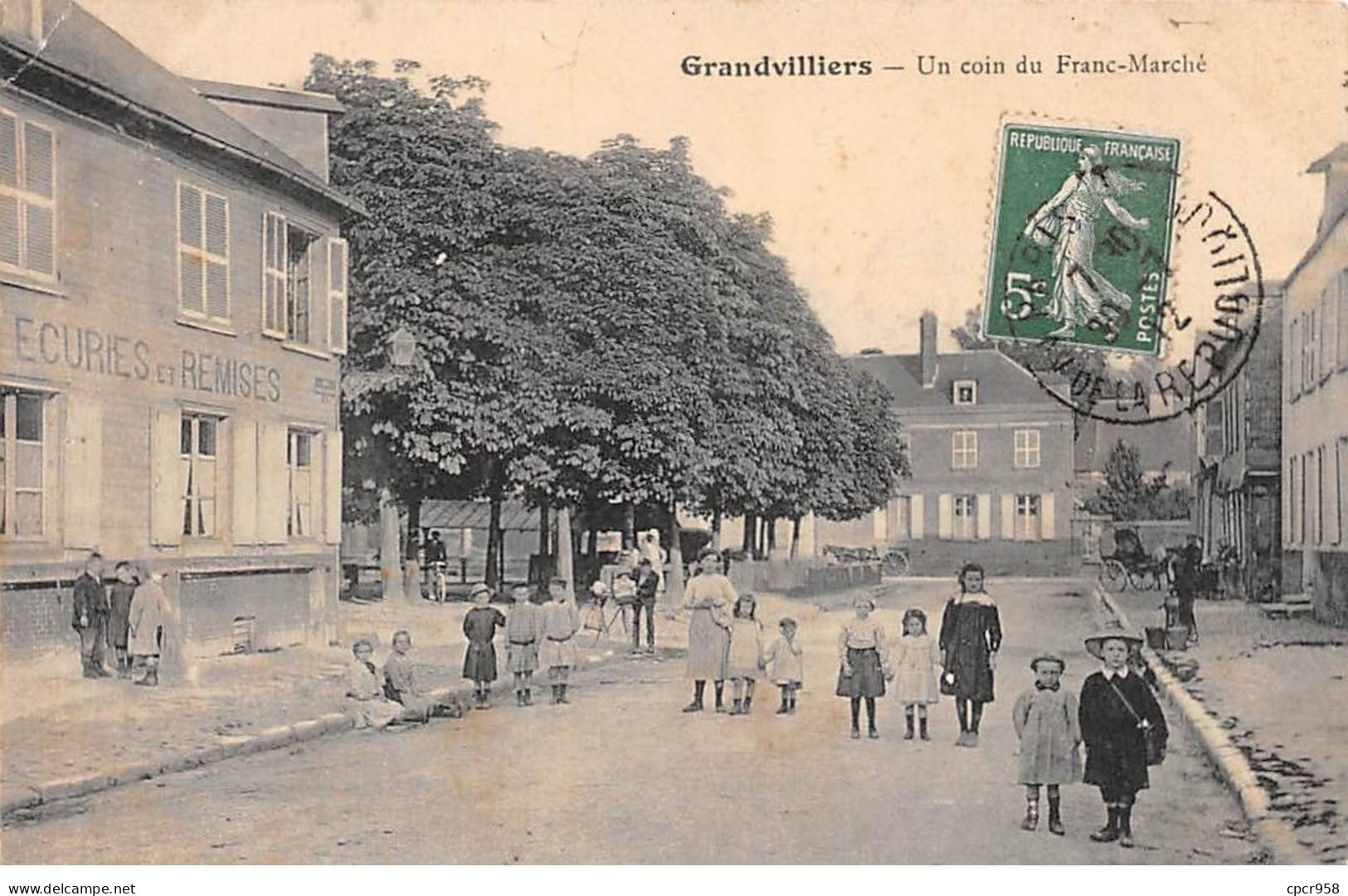 60-SAN59673-GRANDVILLIERS.Un Coin Du Franc-Marché - Grandvilliers