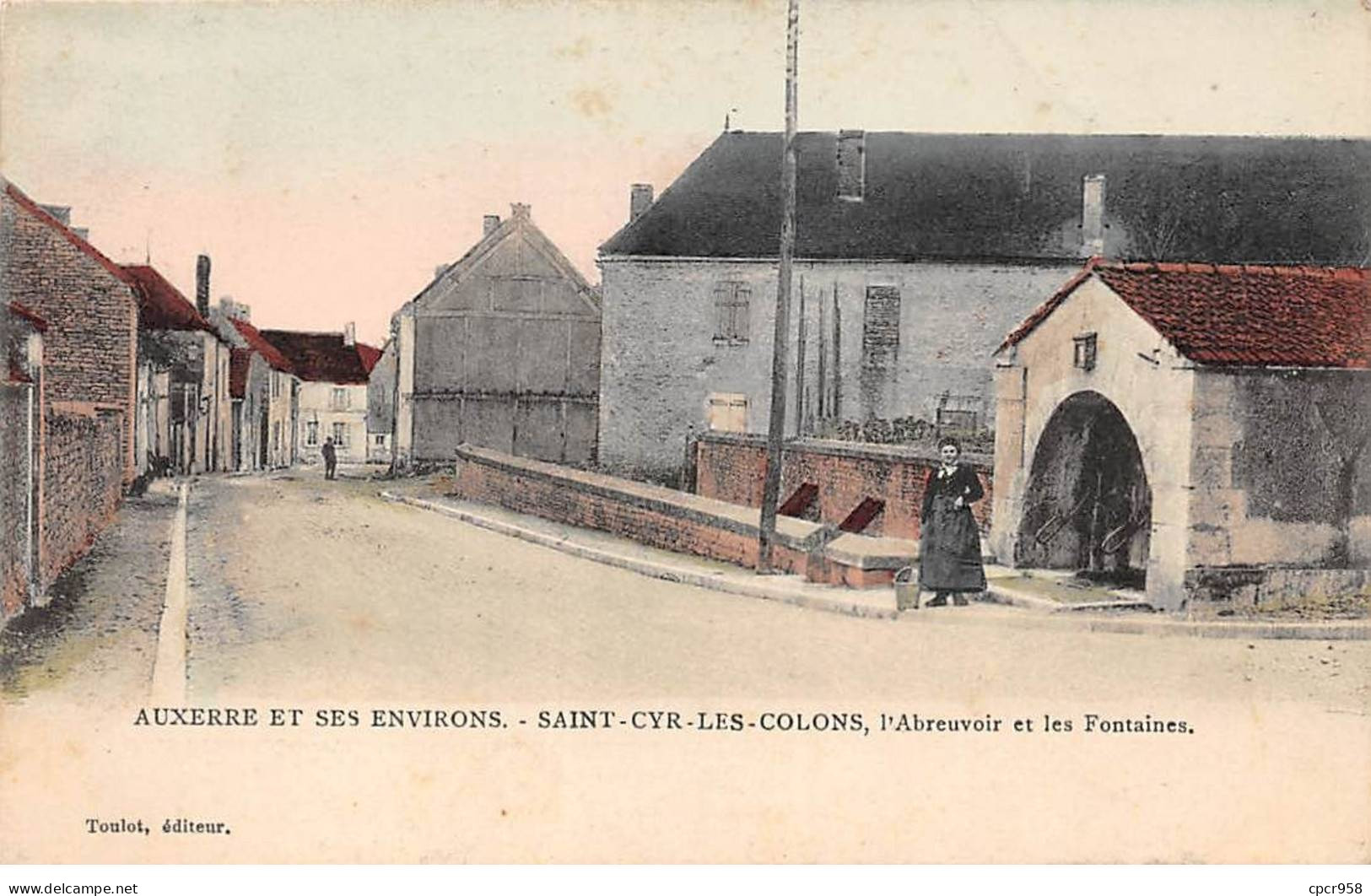 89 - AUXERRE - SAN45420 - Et Ses Environs - Saint Cyr Les Colons - L'Abreuvoir Et Les Fontaines - Auxerre