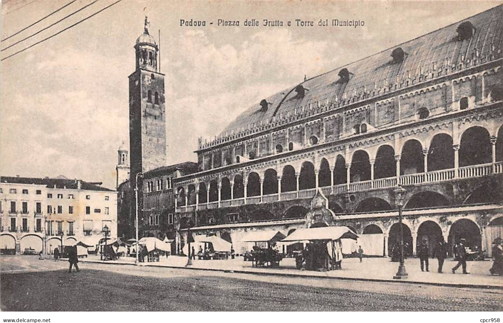 ITALIE - PADOVA - SAN45634 - Piazza Delle Fruita E Torre Del Municipio - Padova (Padua)