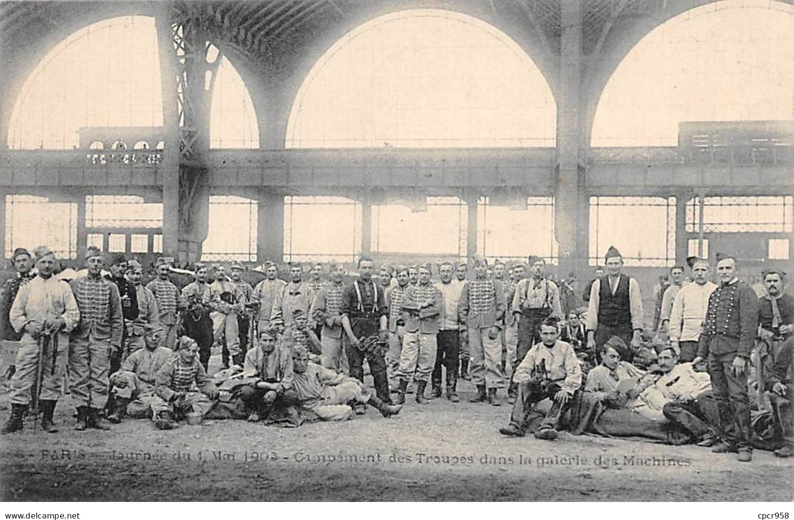 75020-SAN59897-PARIS.Journée Du 1er Mai 1903.Campement Des Troupes Dans La Galerie Des Machines - Paris (20)