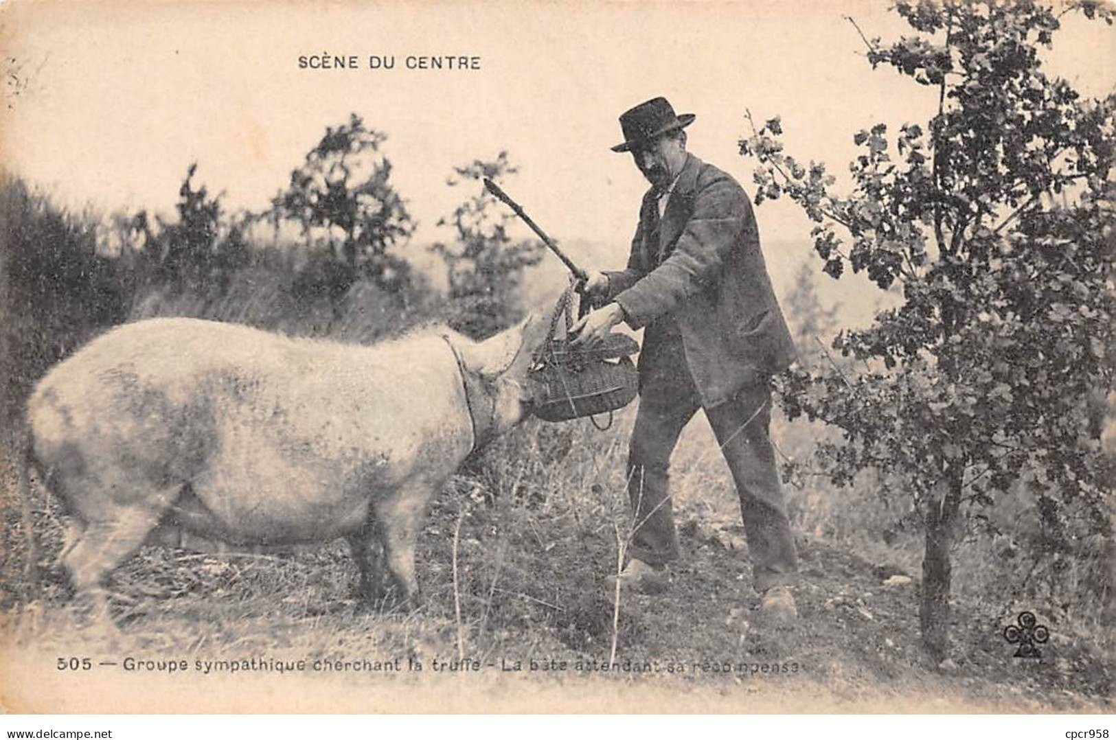 Agriculture.SAN58886.Groupe Sympathique Cherchant La Truffe.La Bête Attendant Sa Récompense.Scène Du Centre - Allevamenti