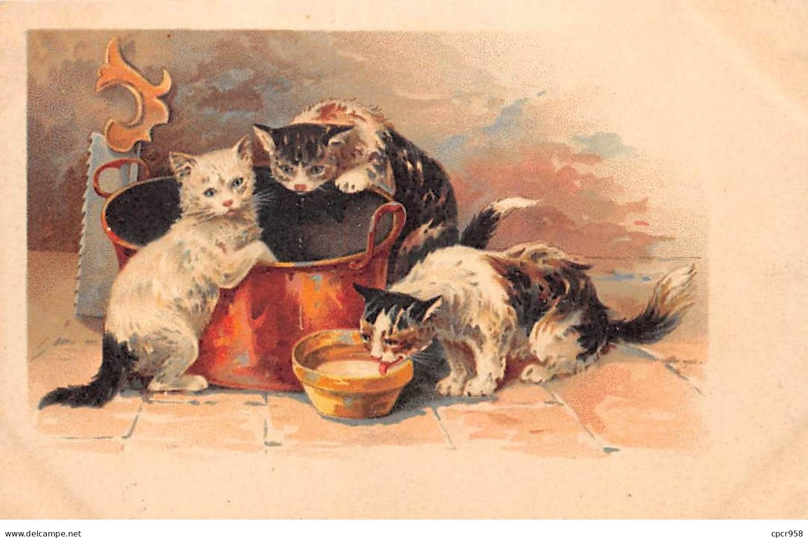 Animaux - N°85498 - Chat - Chats Autour D'une Bassine, Un Autre Lapant Du Lait - Cats