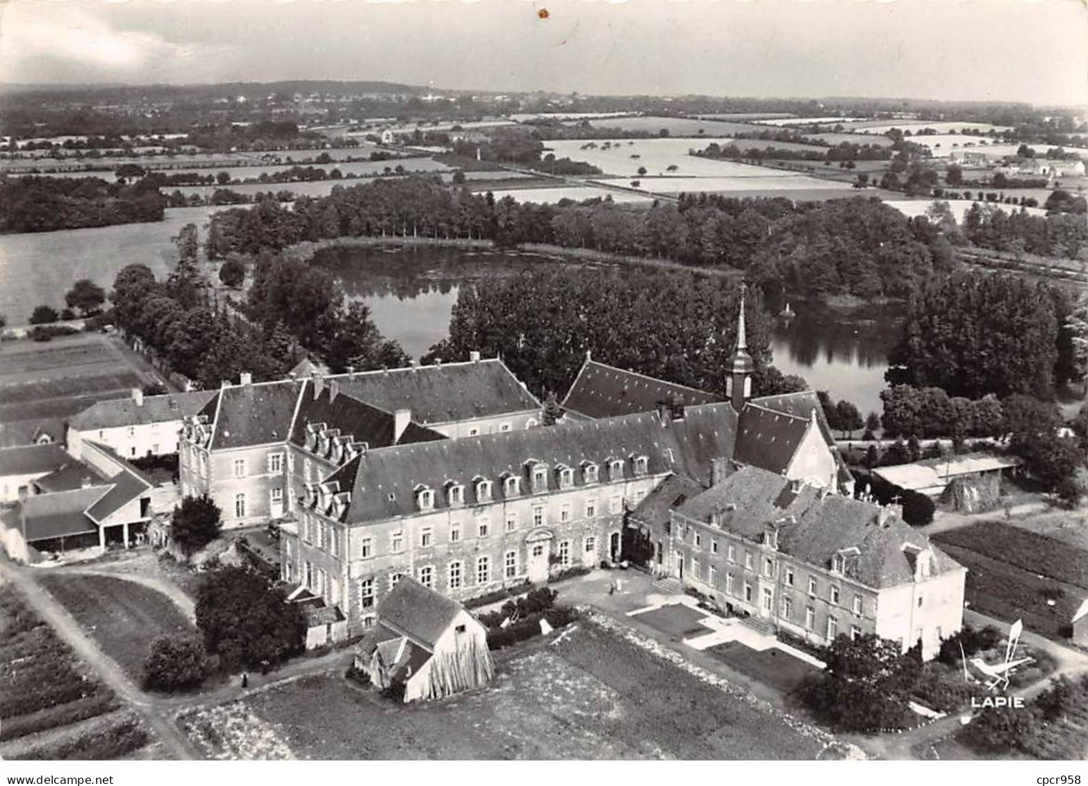 44 . N° Kri11472  .  La Meilleraye De Bretagne  . Abbaye    . N°8   .  Edition  Lapie   . Cpsm 10X15 Cm . - Autres & Non Classés
