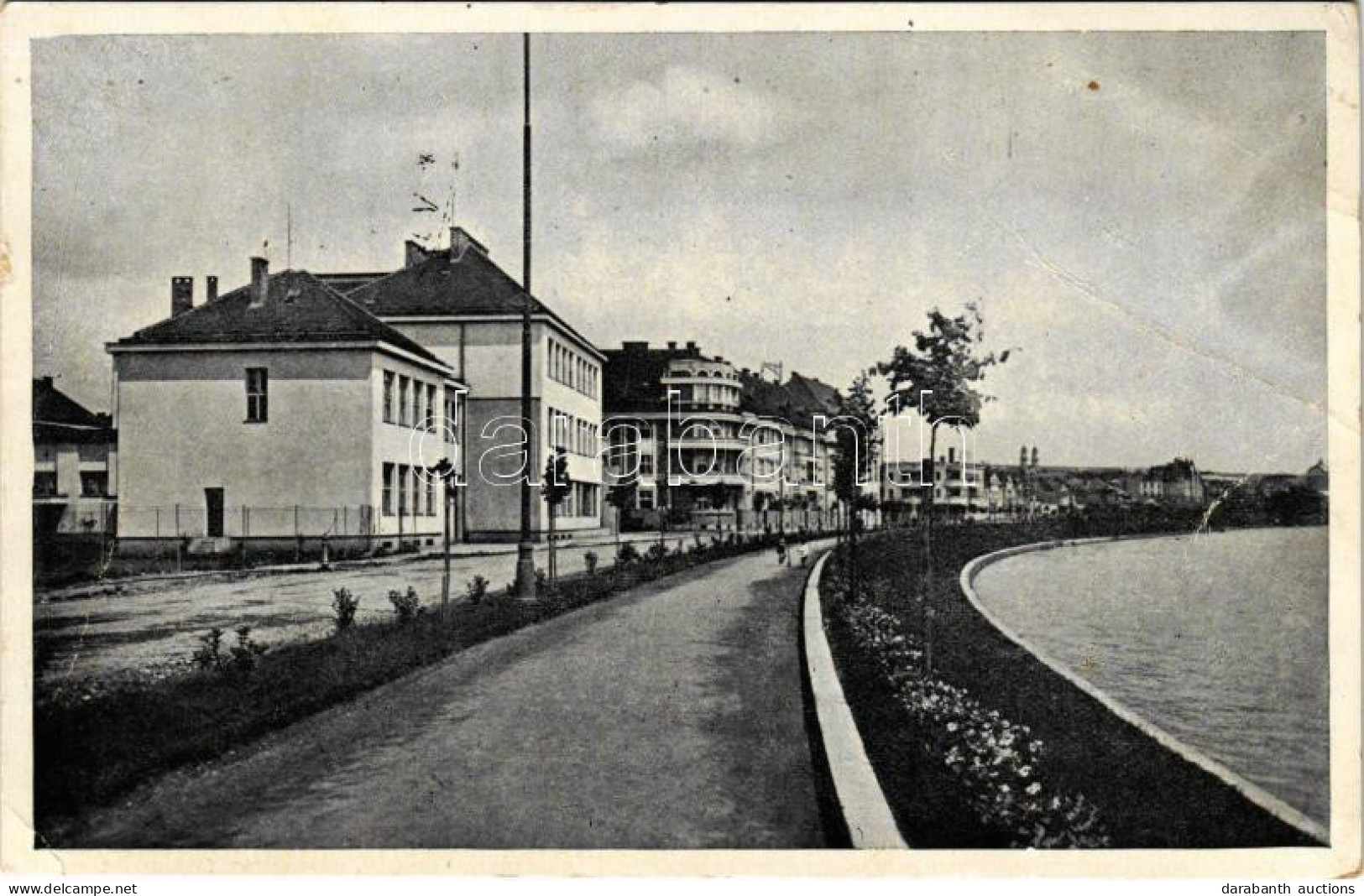 T3 Ungvár, Uzshorod, Uzhorod; Pohled S Galaga / Galagó Folyópart / Riverside + "1938 Ungvár Visszatért" So. Stpl. (fa) - Ohne Zuordnung