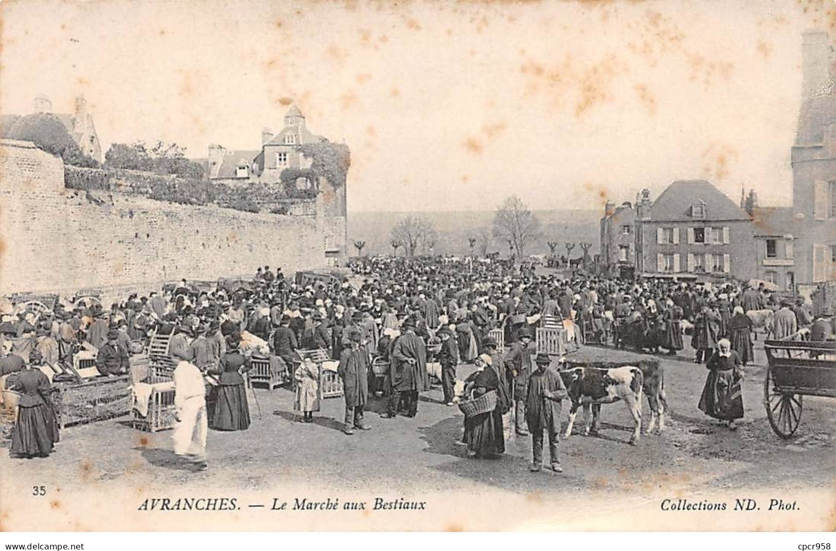 50-AM22092.Avranches.N°35.Marché Aux Bestiaux.Agriculture.Pli - Avranches