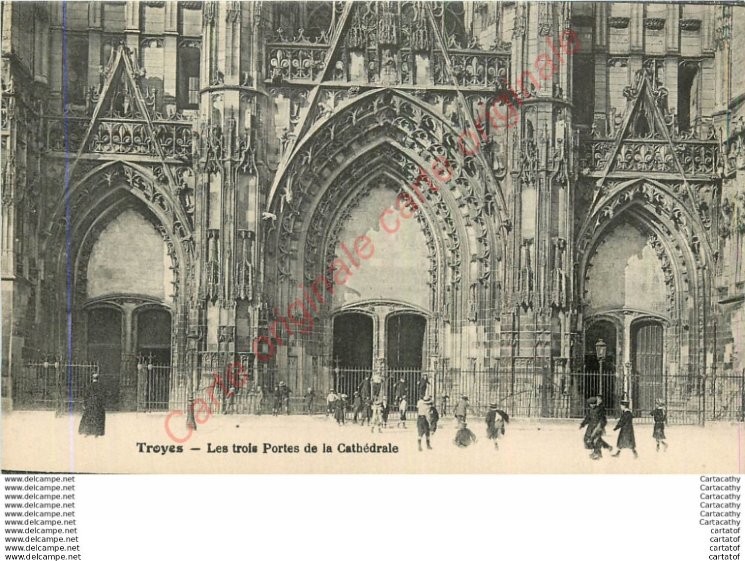 10.  TROYES .  Les Trois Portes De La Cathédrale . - Troyes