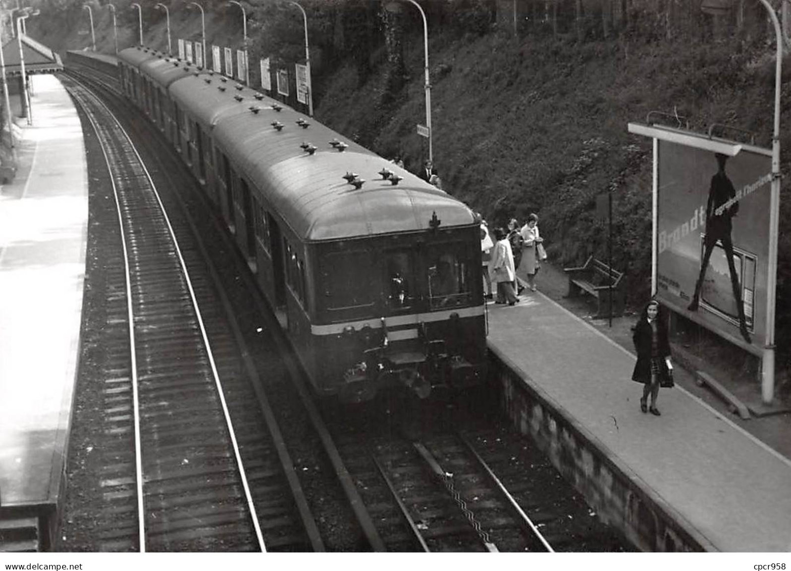 93 - N°86055 - MONTREUIL - Train En Gare - Cliché J. Bazin N°55 Vue 7 - Photo Souple - Montreuil