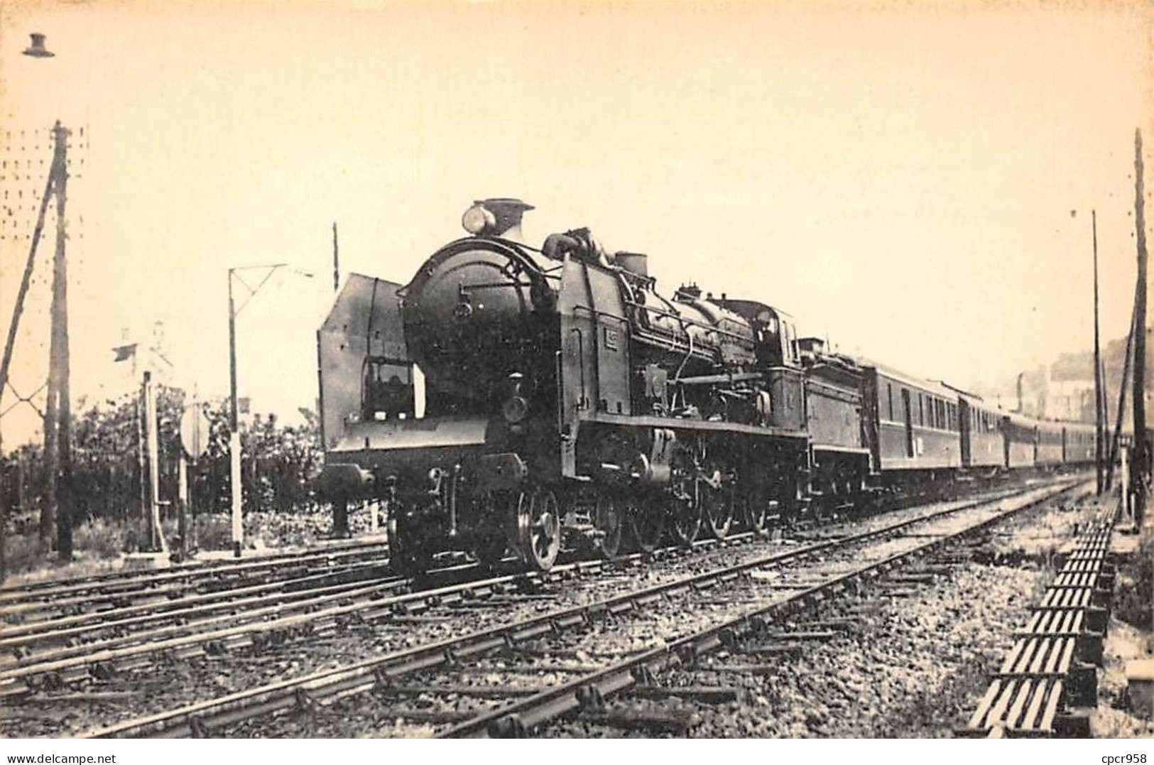 19 - N°86061 - BRIVE - Région Du Sud-Ouest 27 - Le 56, Toulouse-Paris, Remorqué Par La Pacific 4595 - Brive La Gaillarde