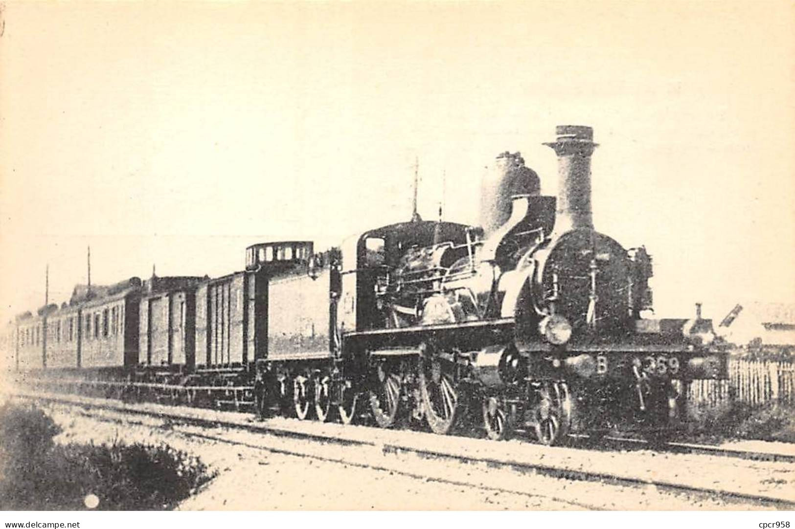 Chemins De Fer - N°85962 - Train - Réseau PLM 78 - Un Express, ... Machine Série 111-400 Transformée Avec Bogie ... - Treinen