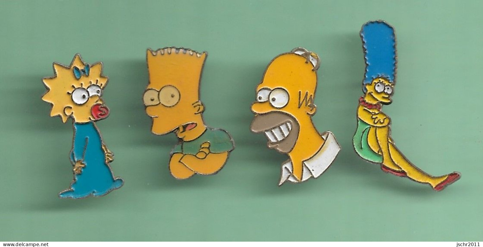 4 Pin's BD *** LES SIMPSONS *** WW04 (14-4) - BD