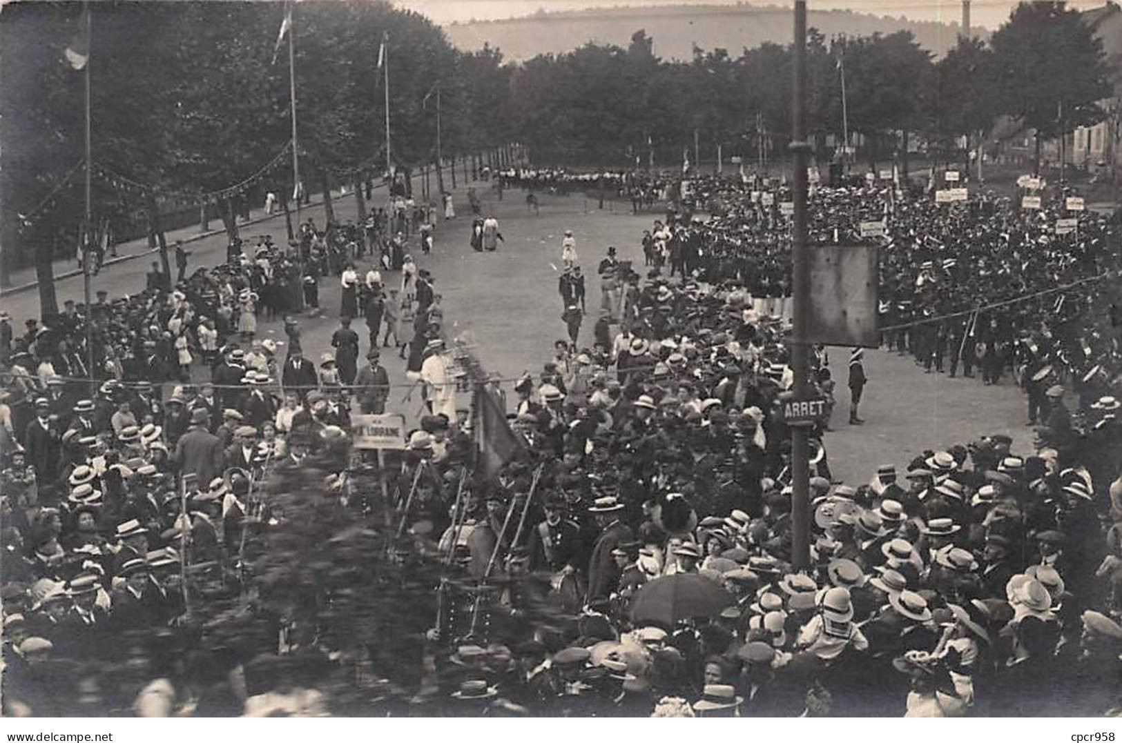 16 - N°85831 - ANGOULEME - Jour De Fête, Fanfare - Carte Photo - Angouleme