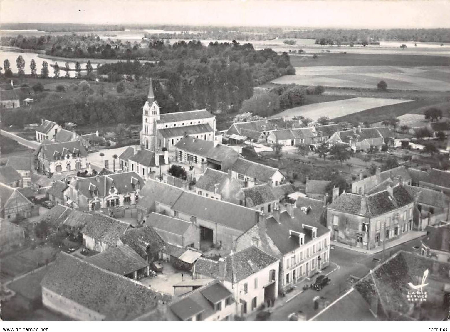 41 - SAN60638 - MILLANCAY - Le Bourg - Lapie 4 - CPSM 10x15 Cm - Autres & Non Classés