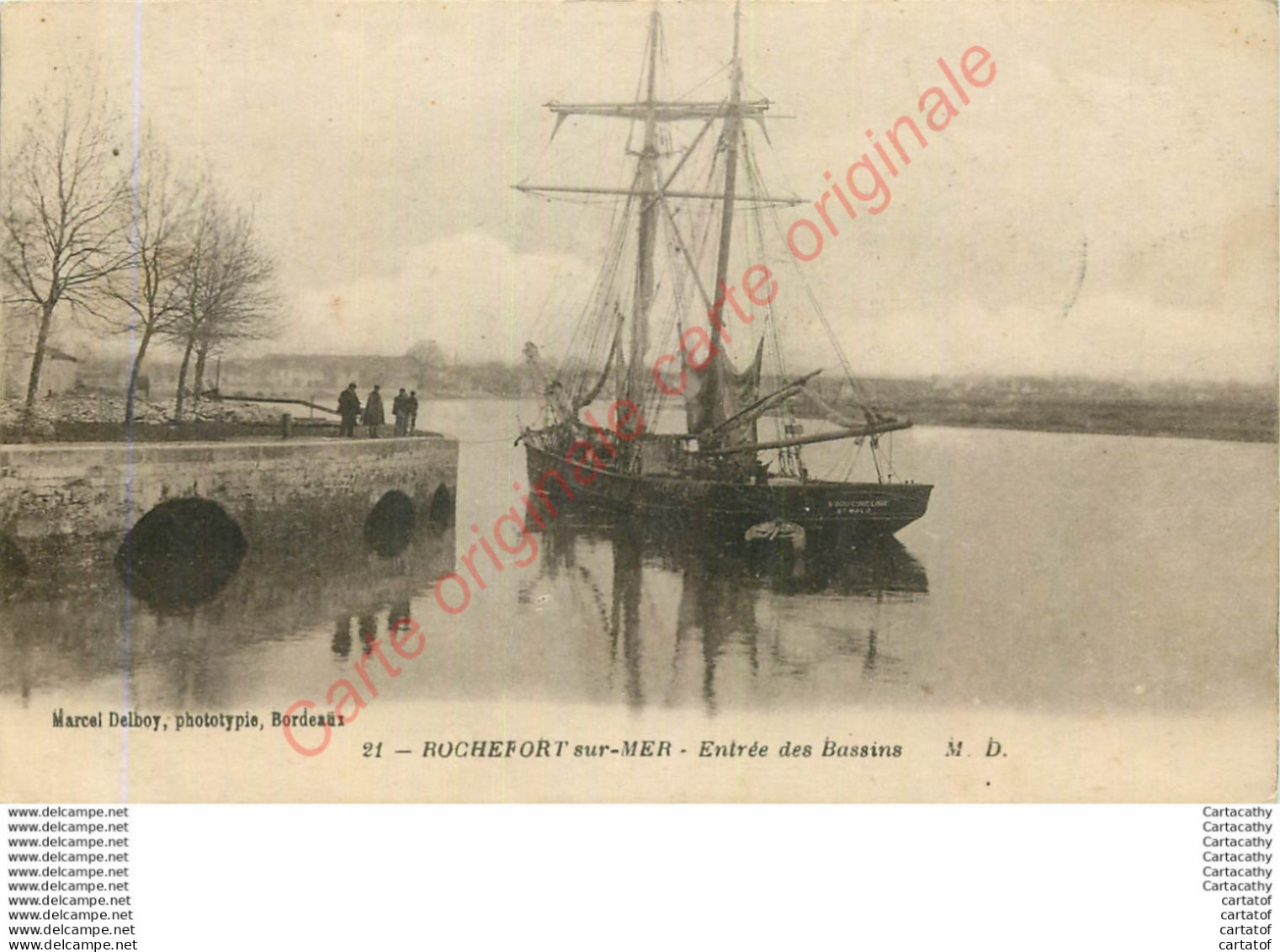 17.  ROCHEFORT Sur MER .  Entrée Des Bassins . - Rochefort