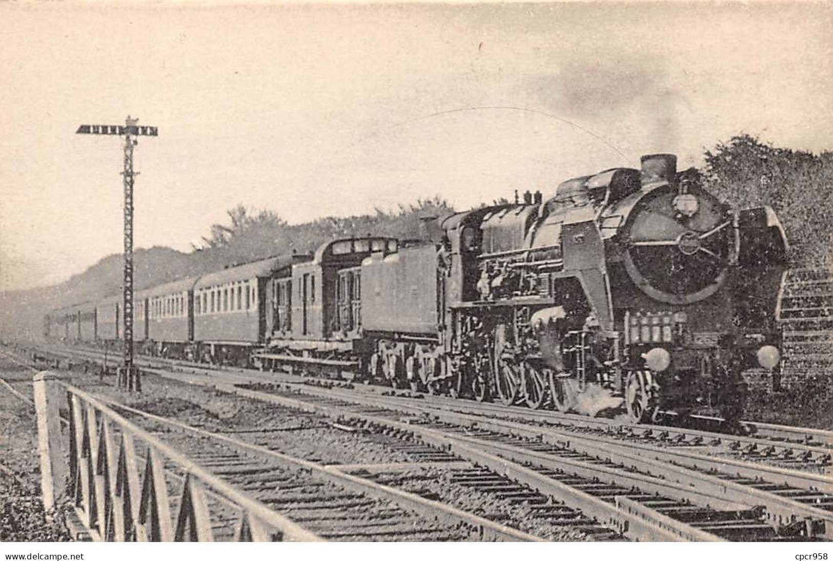 60 - N°86094 - Région Du Nord 10 - Le 78, Calais-Paris Au Viaduc De CHANTILLY - Chantilly